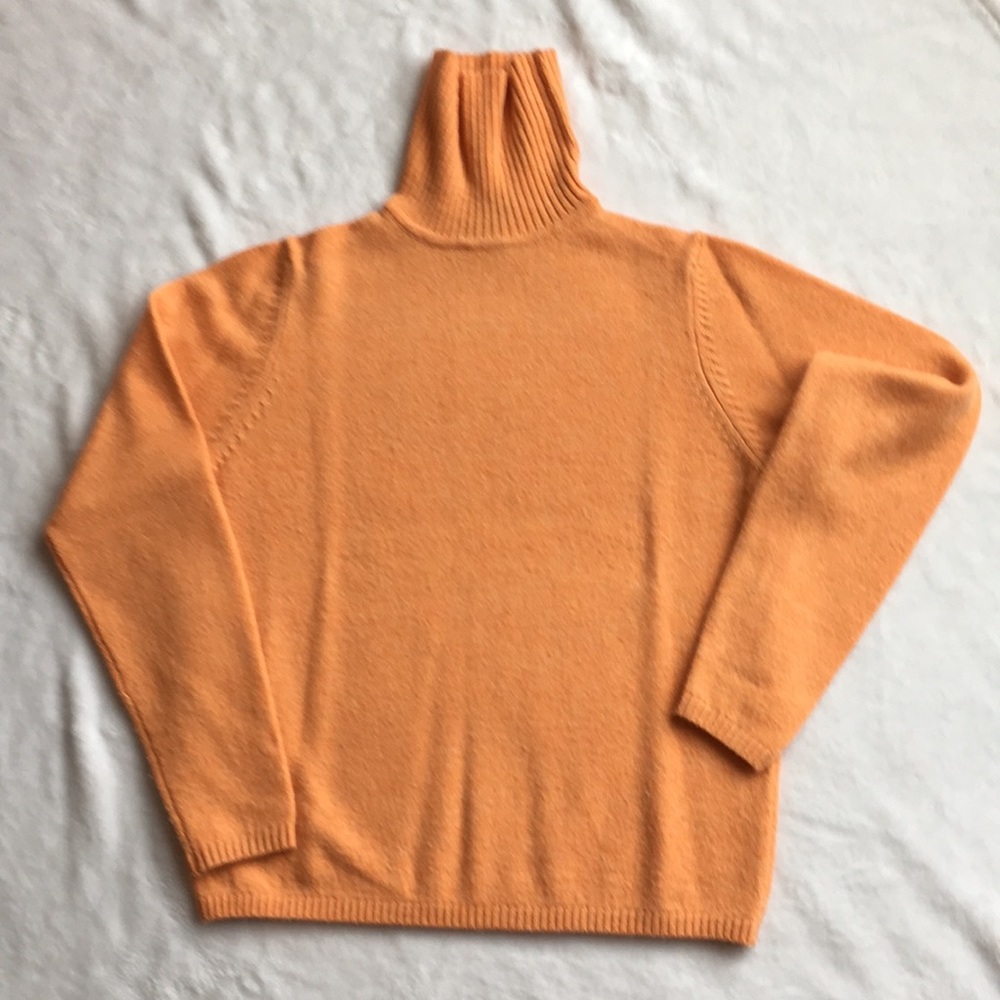Woman’s L.L. Bean Sweater Orange Size S